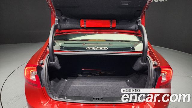Volvo S60 2014 — photo 20