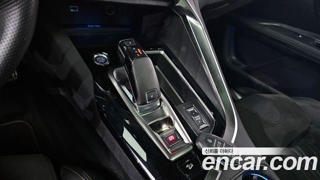 Peugeot 5008 2021 — photo 9