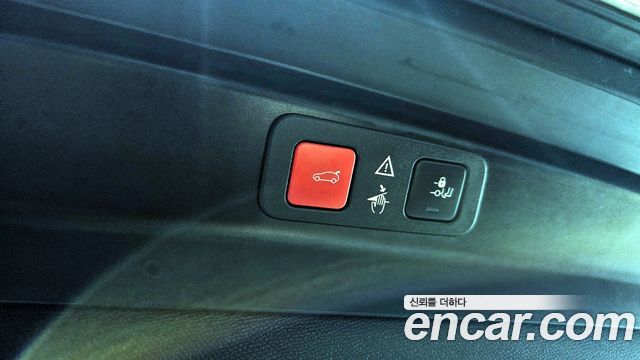 Peugeot 5008 2021 — photo 20