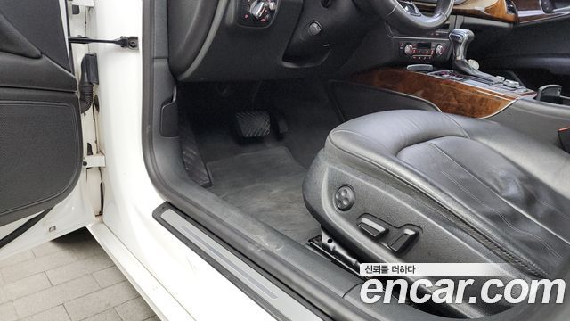 Audi A7 2014 — photo 17