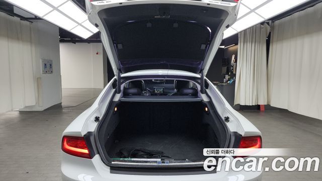 Audi A7 2014 — photo 20