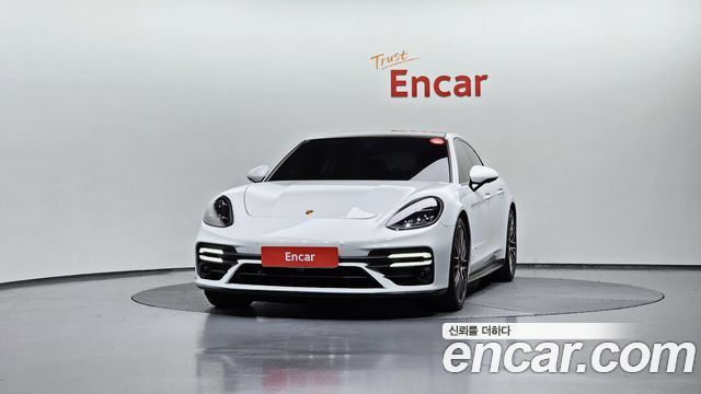 Porsche Panamera 2022 — photo 3
