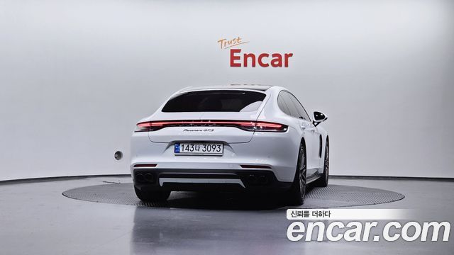 Porsche Panamera 2022 — photo 4