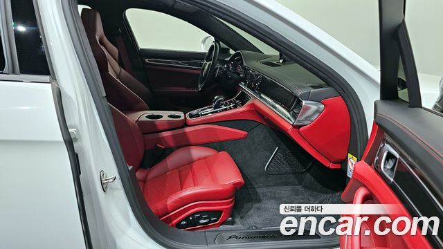 Porsche Panamera 2022 — photo 11