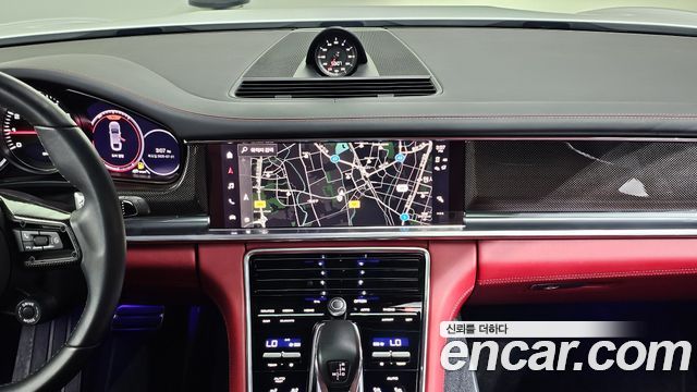 Porsche Panamera 2022 — photo 14