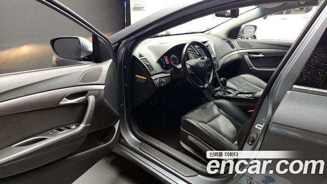 Hyundai i40 2018 — photo 10