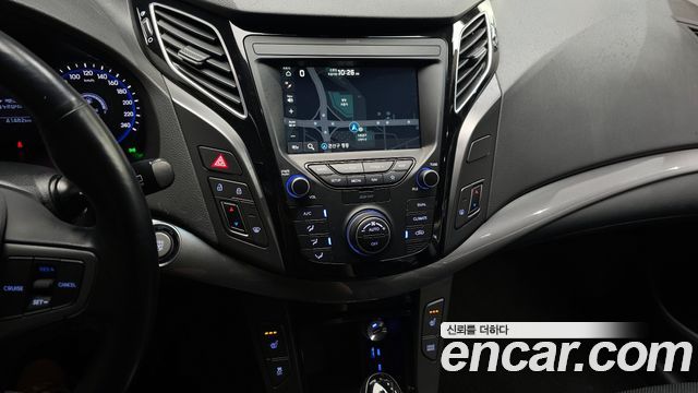 Hyundai i40 2018 — photo 14