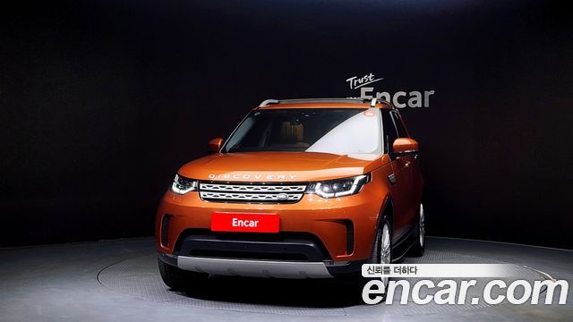 Land Rover Discovery 2018 — photo 3
