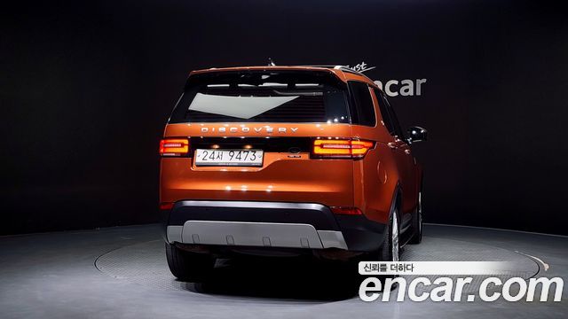 Land Rover Discovery 2018 — photo 4