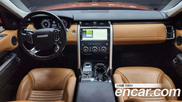 Land Rover Discovery 2018 — photo 7