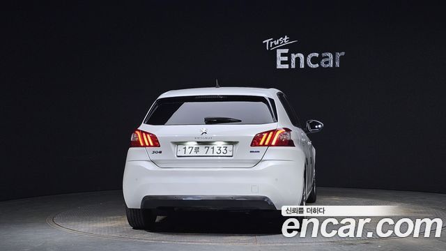 Peugeot 308 2014 — photo 4