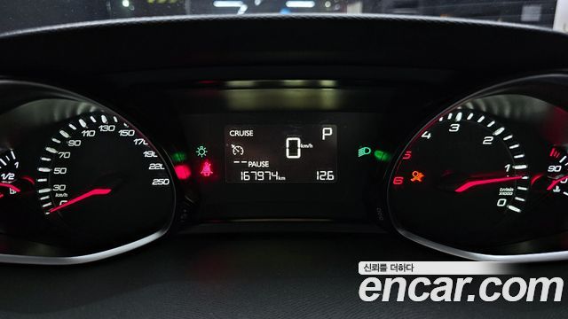 Peugeot 308 2014 — photo 8