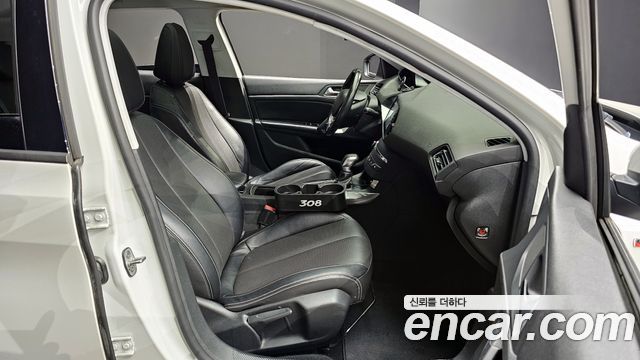 Peugeot 308 2014 — photo 11
