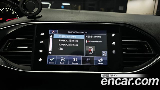 Peugeot 308 2014 — photo 19