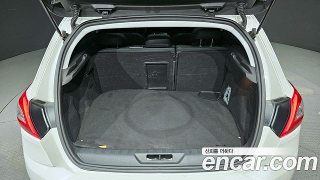 Peugeot 308 2014 — photo 20
