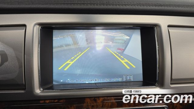 Jaguar XF 2013 — photo 16