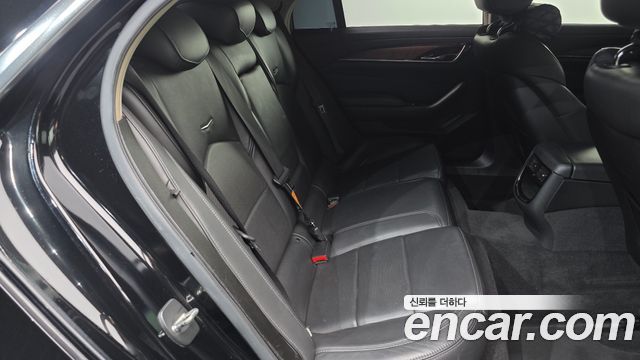 Cadillac CTS 2017 — photo 12