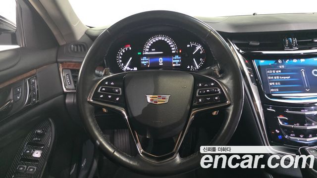 Cadillac CTS 2017 — photo 13
