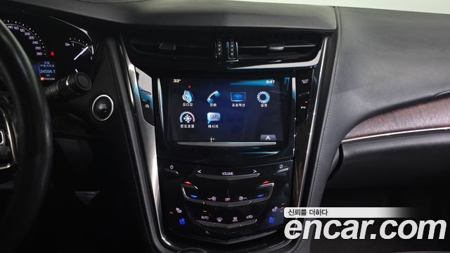 Cadillac CTS 2017 — photo 14