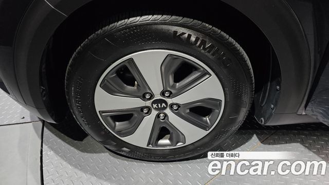 Kia Niro 2018 — photo 5