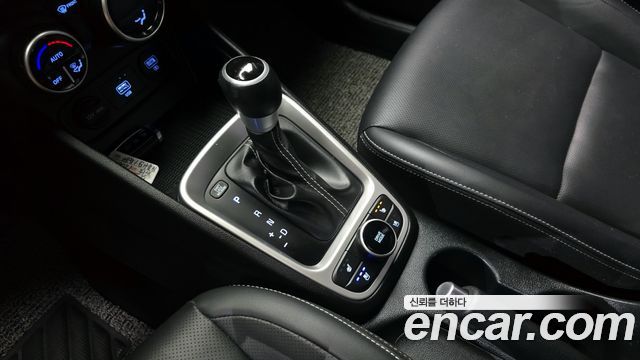 Hyundai Venue 2021 — photo 9