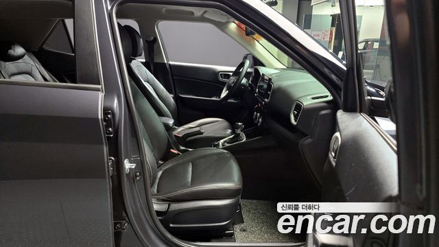 Hyundai Venue 2021 — photo 10
