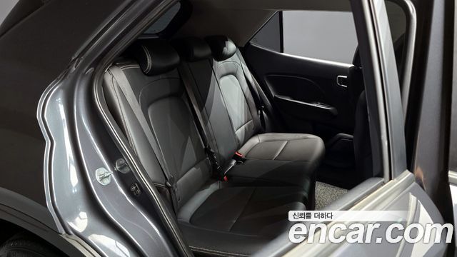 Hyundai Venue 2021 — photo 12