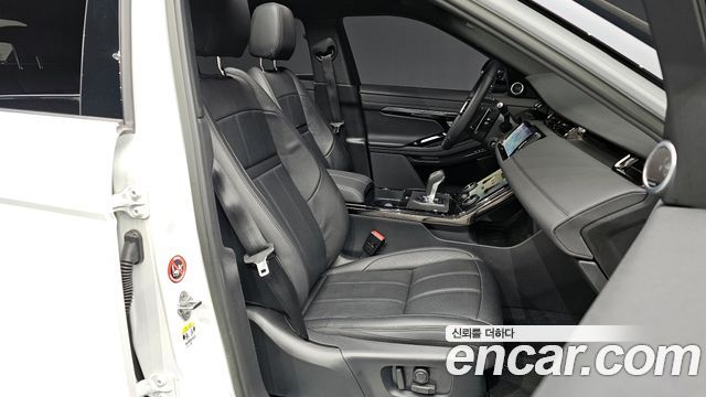 Land Rover Range Rover Evoque 2023 — photo 10