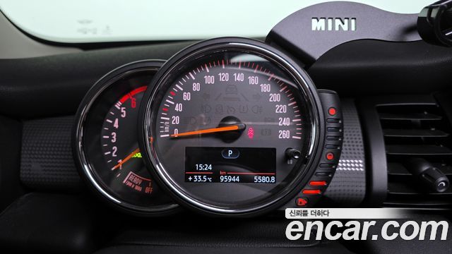 Mini Cooper 2016 — photo 8