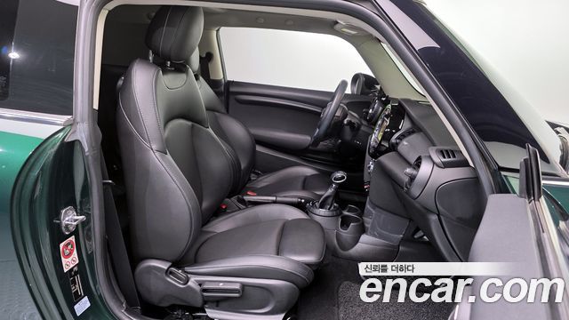 Mini Cooper 2016 — photo 10