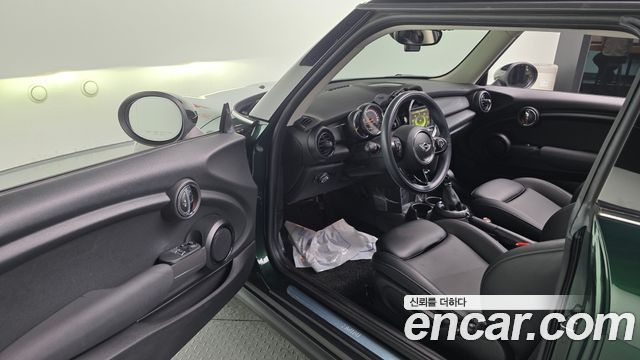 Mini Cooper 2016 — photo 11