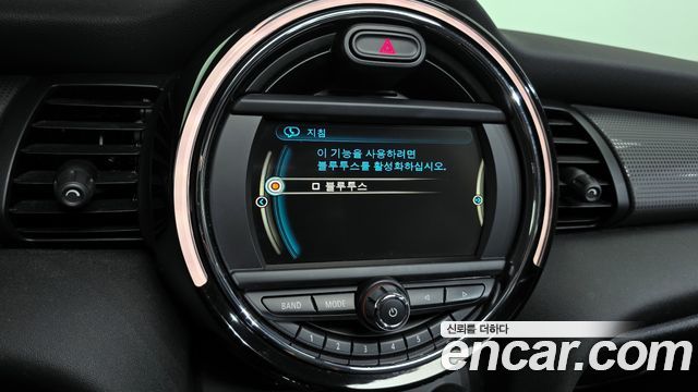 Mini Cooper 2016 — photo 16