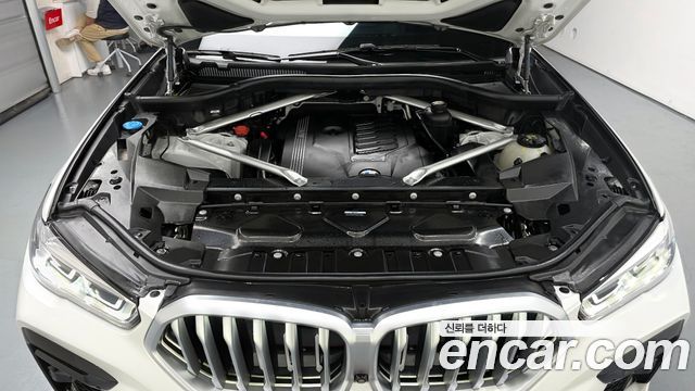 BMW X6 2023 — photo 6