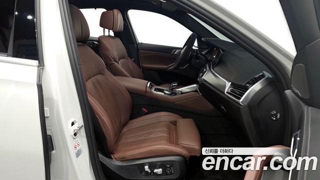 BMW X6 2023 — photo 11