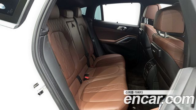 BMW X6 2023 — photo 12