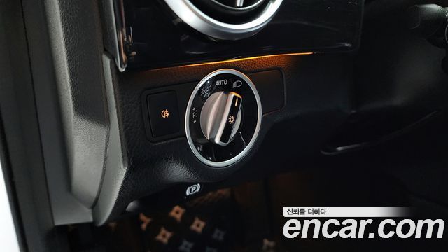Mercedes-Benz GLK-Class 2014 — photo 16