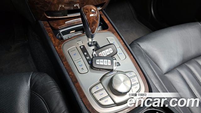 Hyundai Genesis 2009 — photo 9