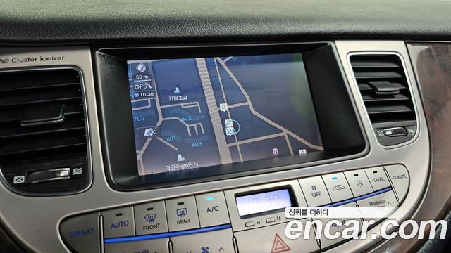 Hyundai Genesis 2009 — photo 14