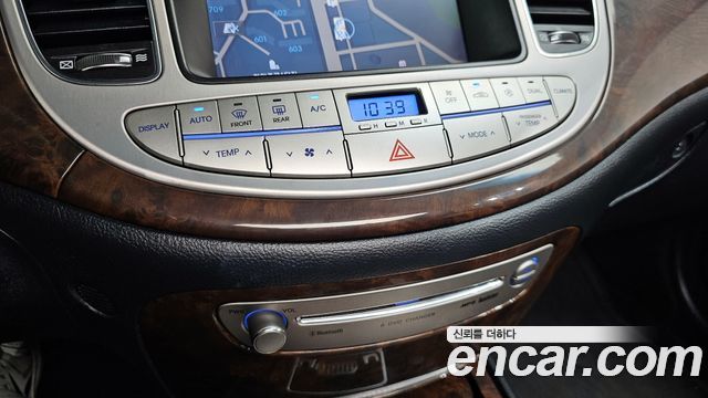 Hyundai Genesis 2009 — photo 16