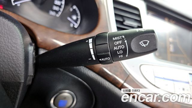 Hyundai Genesis 2009 — photo 19