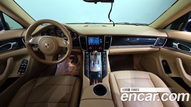 Porsche Panamera 2012 — photo 7