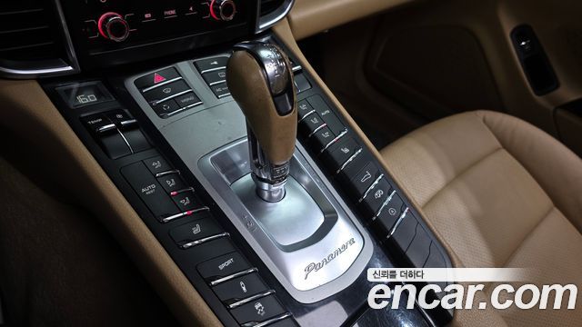Porsche Panamera 2012 — photo 9