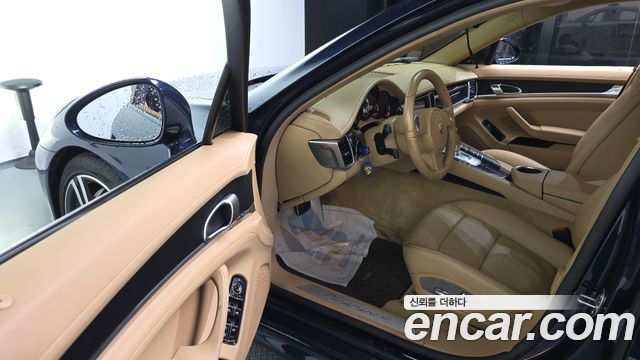 Porsche Panamera 2012 — photo 10