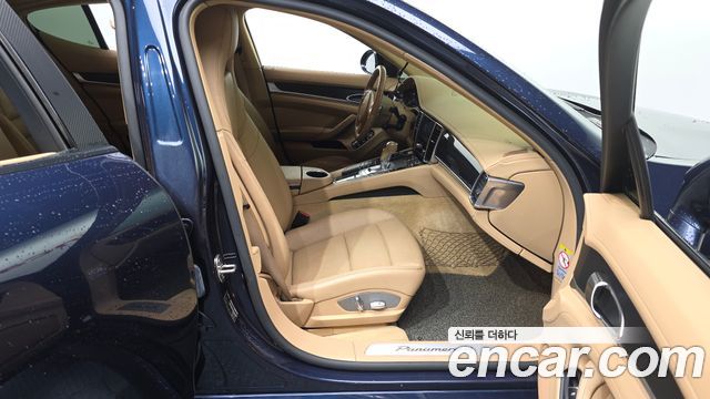 Porsche Panamera 2012 — photo 11