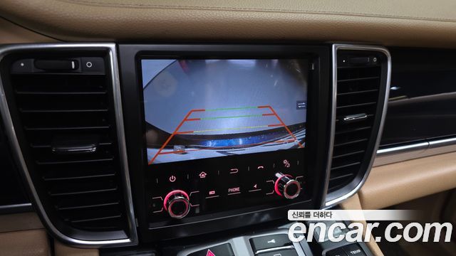 Porsche Panamera 2012 — photo 15