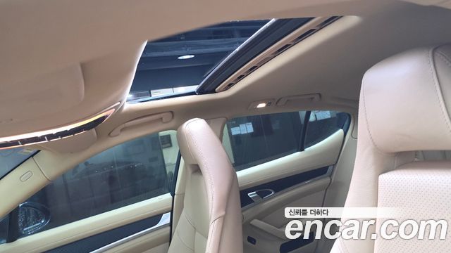 Porsche Panamera 2012 — photo 19