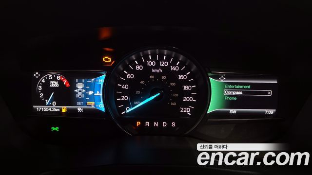 Ford Explorer 2017 — photo 8
