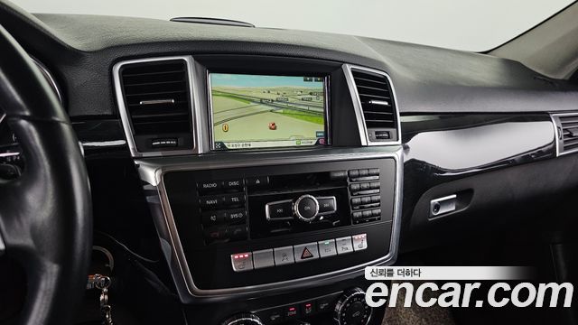 Mercedes-Benz M-class 2012 — photo 16