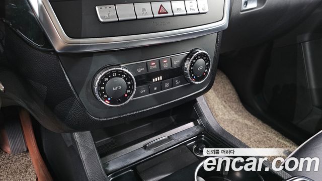 Mercedes-Benz M-class 2012 — photo 17