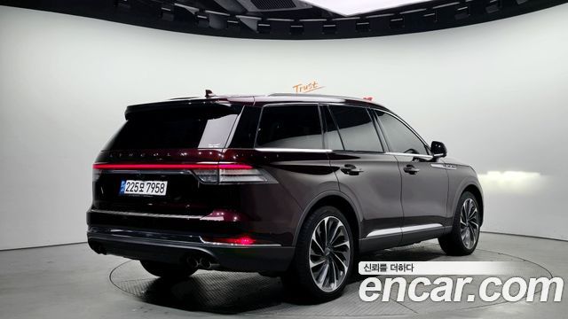 Lincoln Aviator 2020 — photo 2
